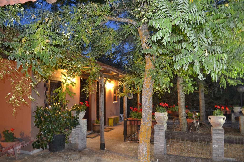 B&B Le Stagioni Castel Del Monte  Exterior photo