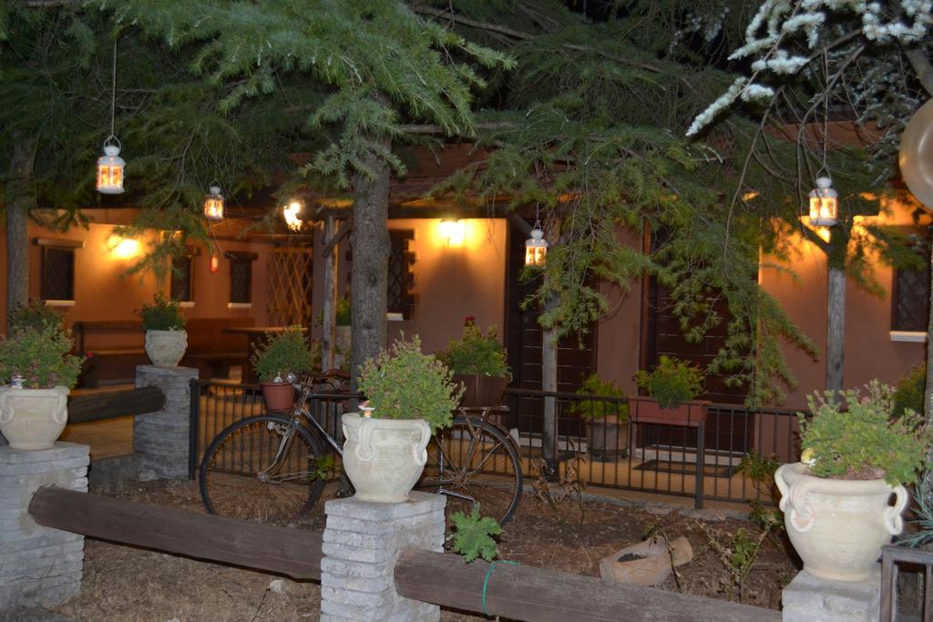 B&B Le Stagioni Castel Del Monte  Exterior photo
